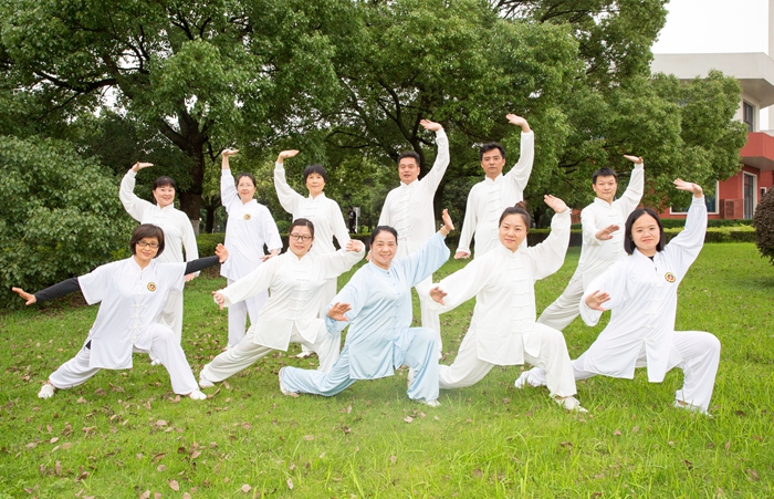 市政府办太极拳兴趣小组三周年侧记