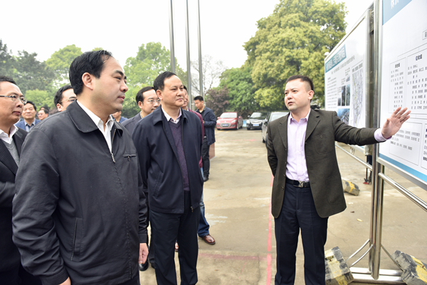 阳卫国调研南岳岭棚改项目