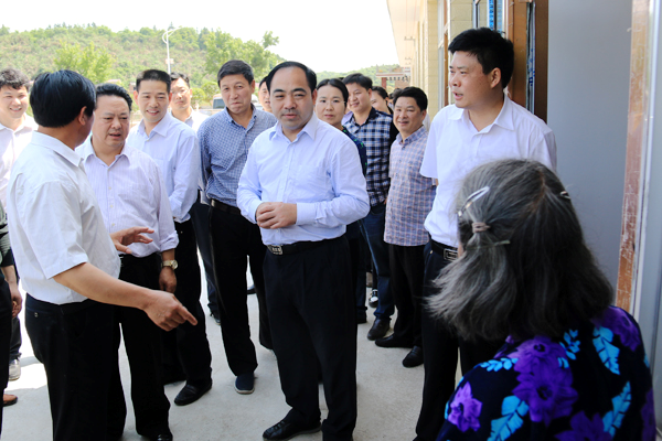 阳卫国深入茶陵县调研指导扶贫工作