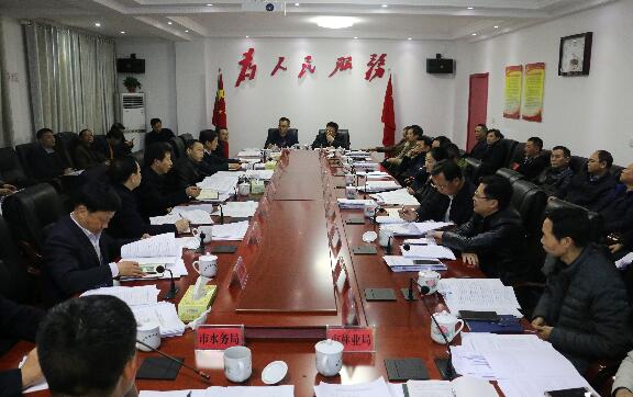 我市召开实施乡村振兴战略调研座谈会(图)