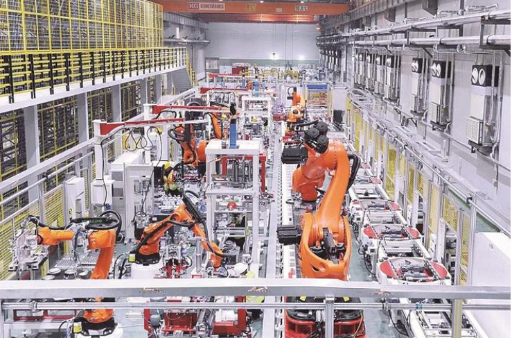 中车株洲电机公司的城轨标动牵引电机智能组装线。 企业供图